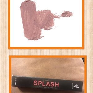 Younique splash lipstick